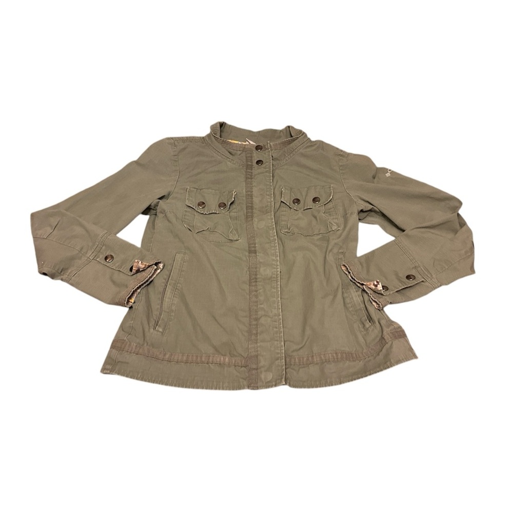 Columbia Omni shade button down jacket